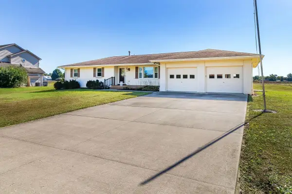 6109 Fitzgerald Road, Evansville, IN 47715