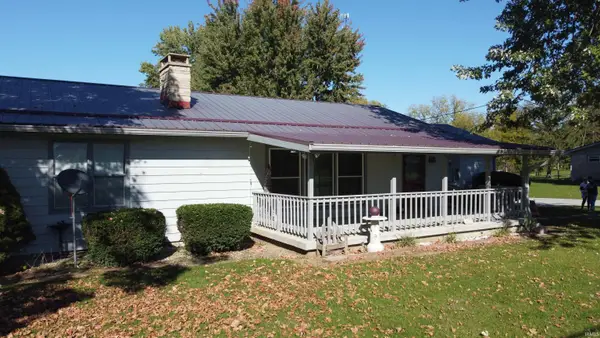 101 N Neer Dr, Silver Lake, IN 46982
