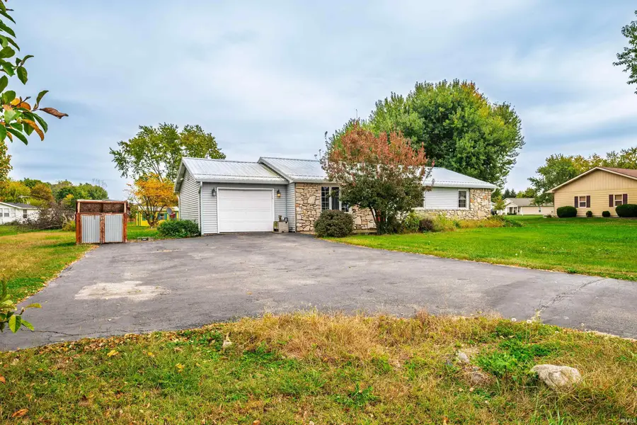 2900 S Andrews Road, Yorktown, IN 47396 - #2