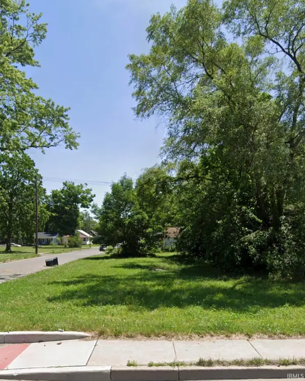 1016 N Olive Street, South Bend, IN 46628