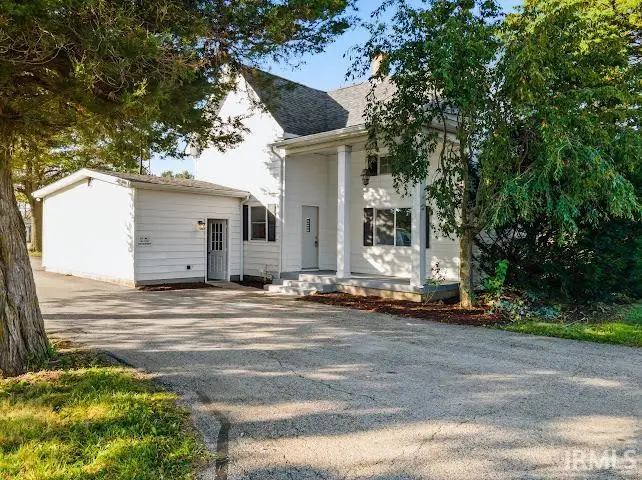 560 E 900 S, Fairmount, IN 46928 - #1