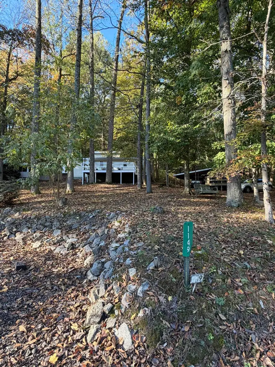 1141 Idlewild Lake Road, Jasper, IN 47546 - #2