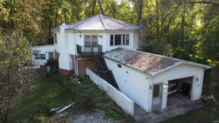 3440 Blackford Dr, Tippecanoe, IN 46570 - #2