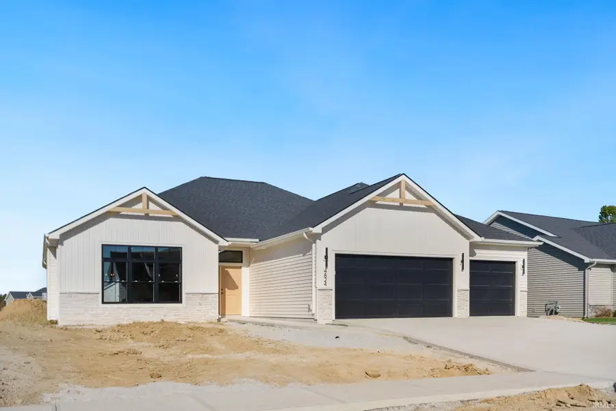 4824 Silverstone Passage, Fort Wayne, IN 46818 - #3