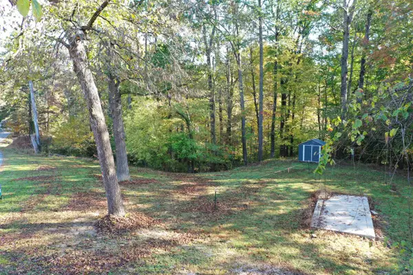 5073 State Rd 45 Highway, Nashville, IN 47448