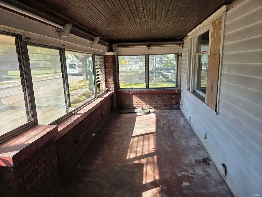 1316 E Main Street, Muncie, IN 47305 - #2