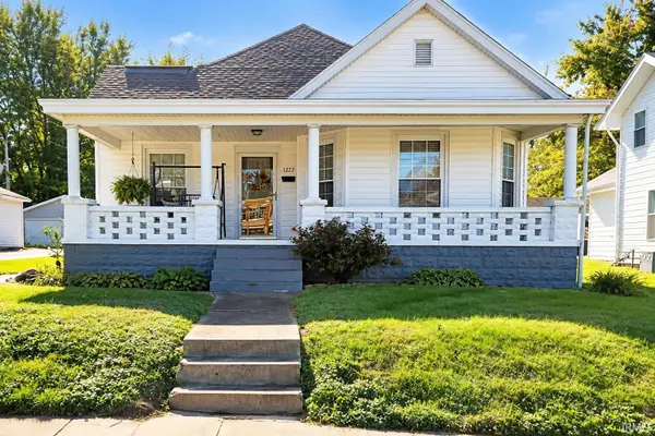 1323 E Walnut Street, Washington, IN 47501