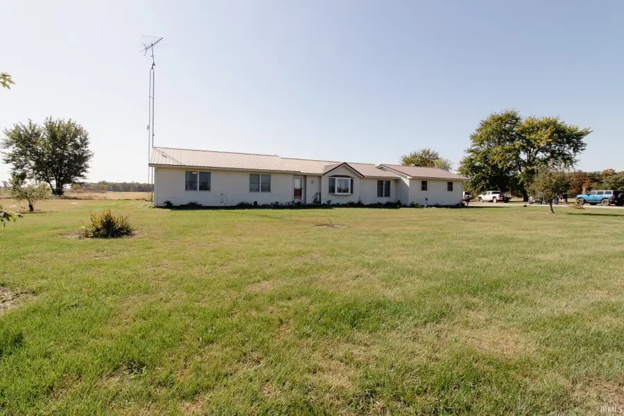 8287 E Bethel Lane, Sumner, IL 62466 - #3