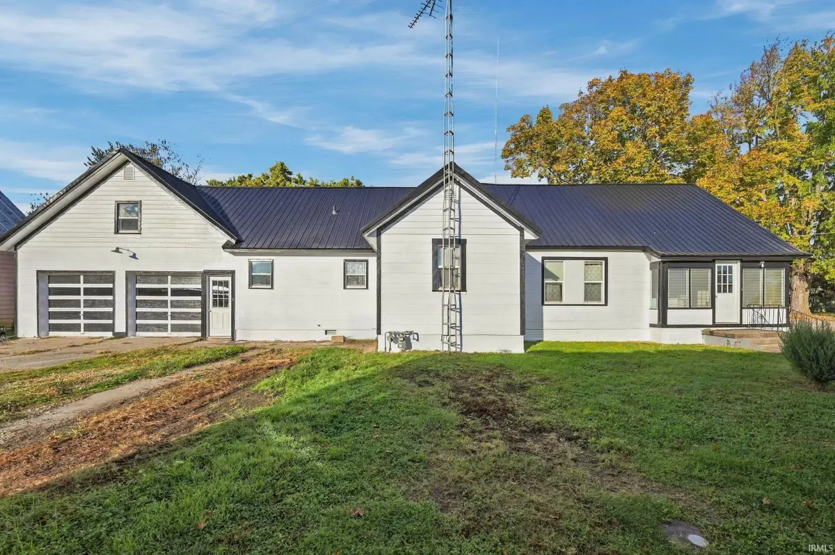 100 S Mulberry Street, Farmland, IN 47340 - #1