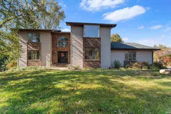 50825 N Trails Drive, Granger, IN 46530