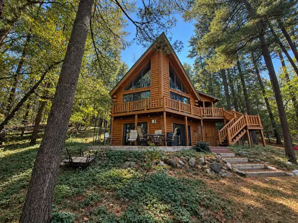 280 Ln 100 A Pine Canyon Lk, Angola, IN 46703