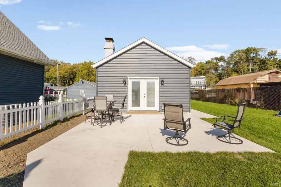 10564 Jefferson Boulevard, Osceola, IN 46561 - #2