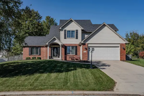 2212 Blue Harbor Drive, Fort Wayne, IN 46804