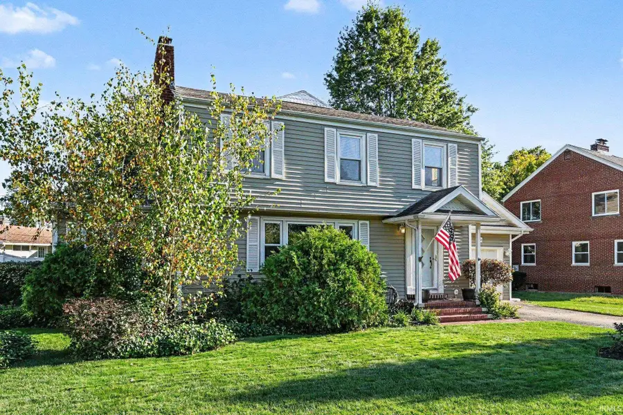 2412 S Twyckenham Drive, South Bend, IN 46614 - #2