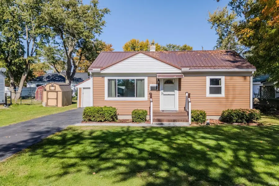 804 Linlawn Drive, Wabash, IN 46992 - #2