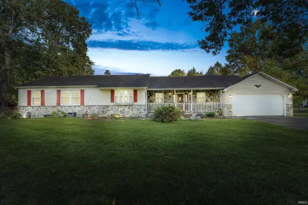 58300 Pear Road, South Bend, IN 46619