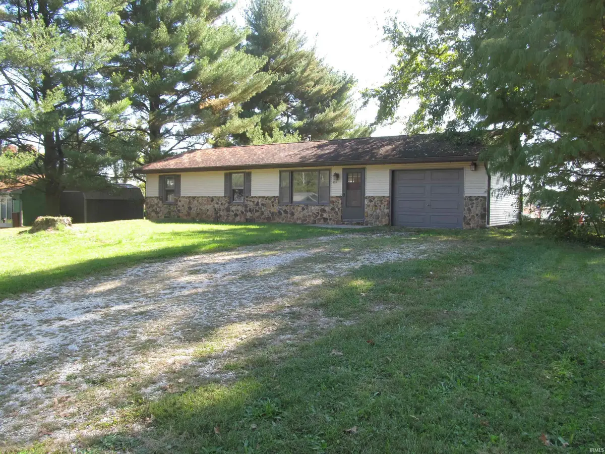 405 W Carolyn Street, Orleans, IN 47452 - #1
