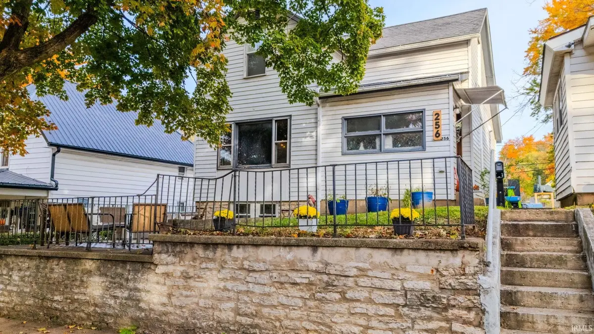 256 E Maple Street, Wabash, IN 46992 - #1