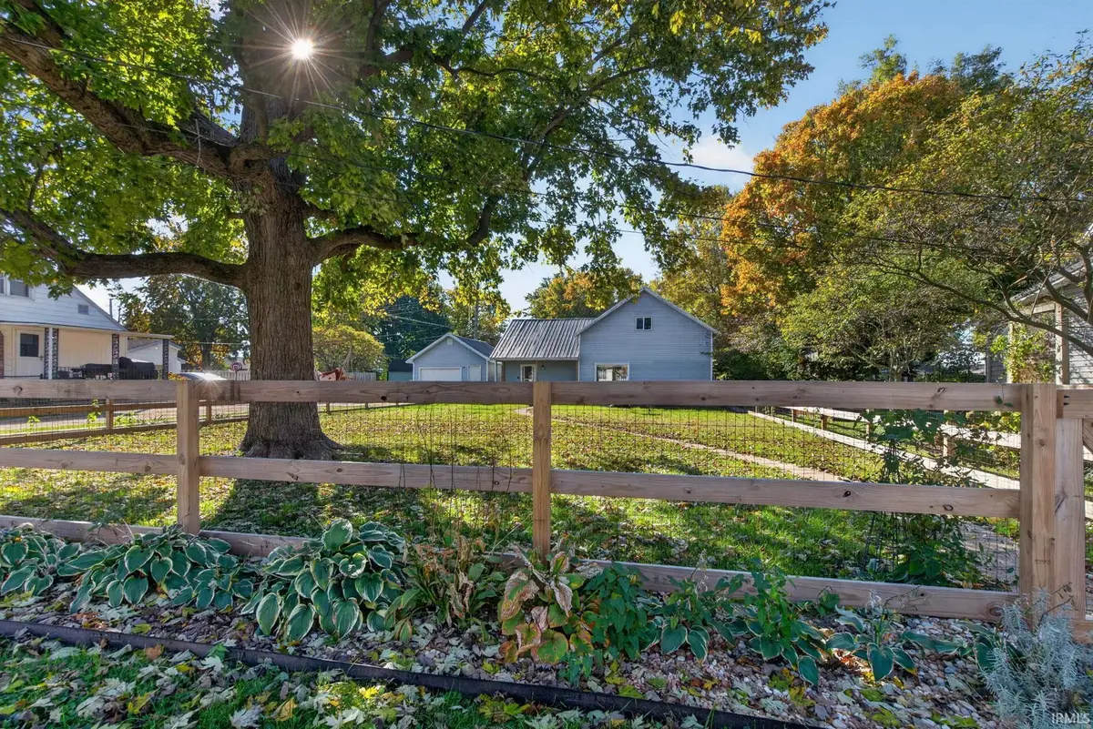 605 E Jackson Street, Flora, IN 46929 - #1