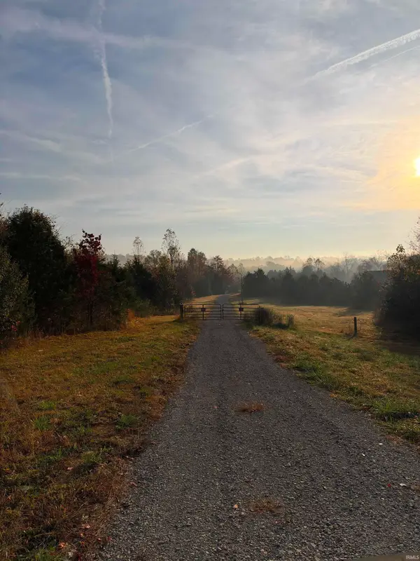 7491 S Zikes Road, Bloomington, IN 47401