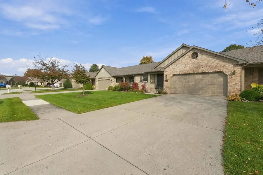 1445 Hampton Circle, Goshen, IN 46526 - #3
