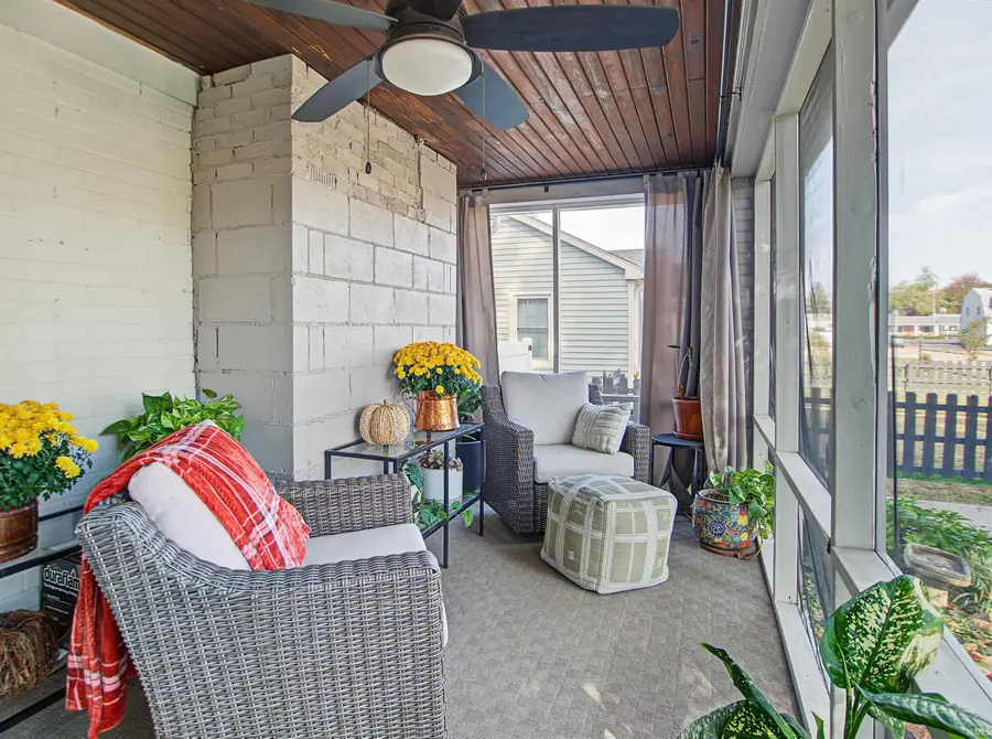 629 S Villa Drive, Evansville, IN 47714 - #3