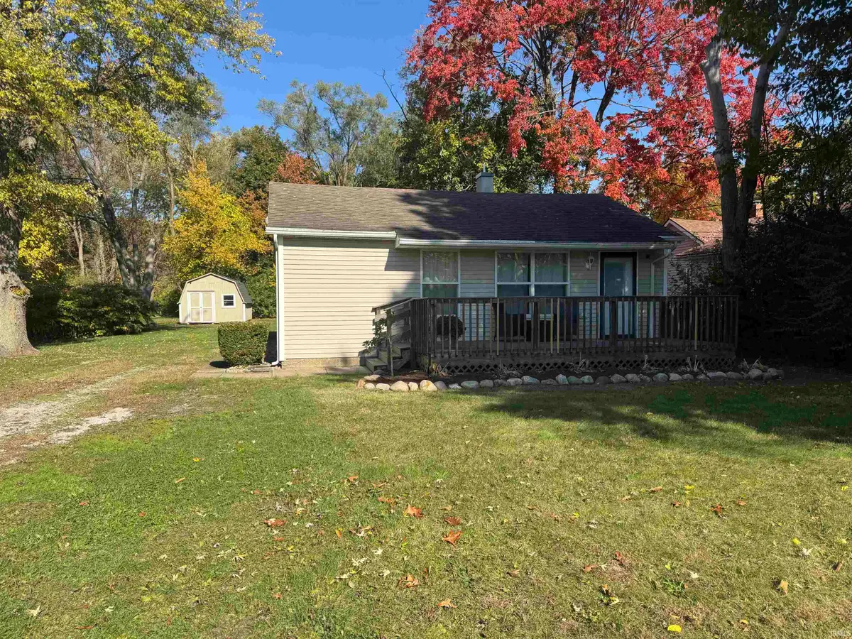 824 W Catalpa Drive, Mishawaka, IN 46545 - #1