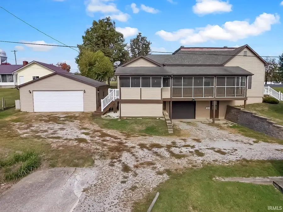 226 N Mulberry Street, Oakland City, IN 47660 - #2