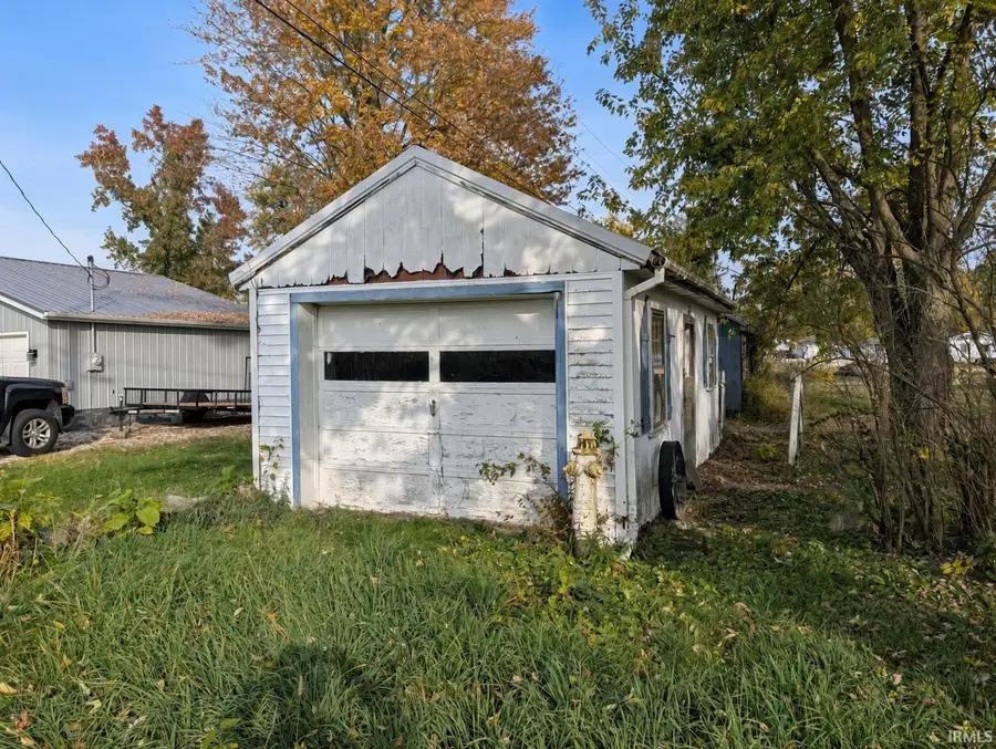 202 E Grandview Avenue, Redkey, IN 47373 - #3