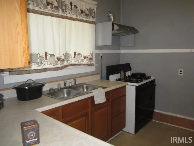 1441 W Franklin Street, Elkhart, IN 46516 - #3