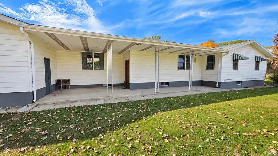 1006 W County Line Road, Walkerton, IN 46574 - #2