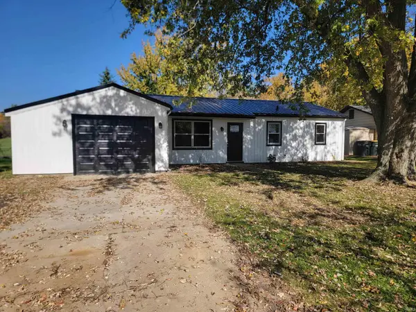 2005 Bowie Court, Kendallville, IN 46755
