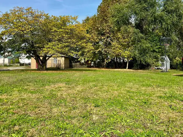 64 W 7th Street, Peru, IN 46970