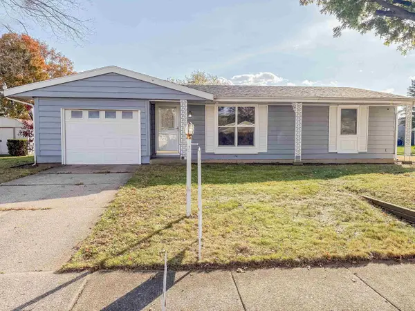 3708 Greenmont Drive, South Bend, IN 46628