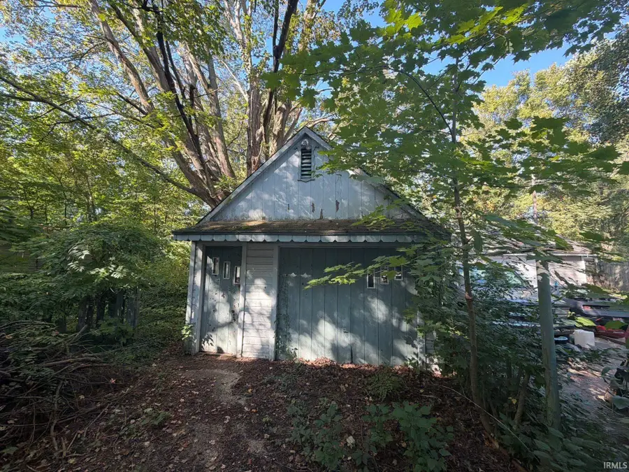 1509 College Street, South Bend, IN 46628 - #2
