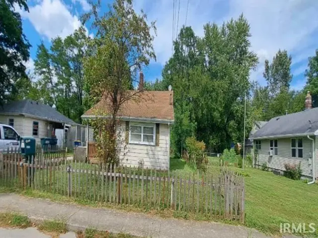 2606 E 8th Street, Muncie, IN 47302 - #1
