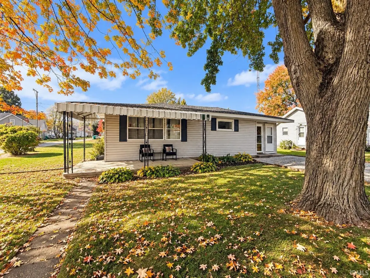 222 E Monroe Street, Fairmount, IN 46928 - #1