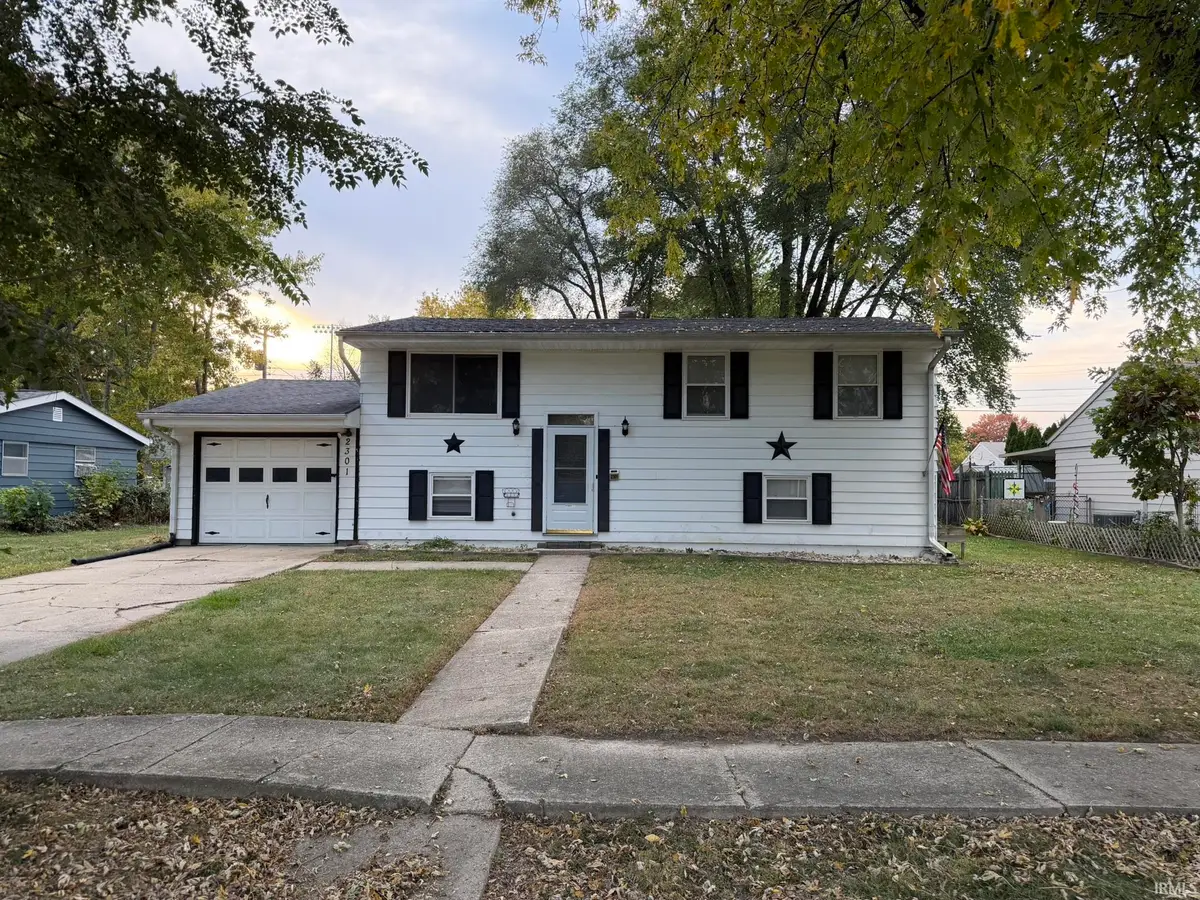 2301 Canterbury Drive, Kokomo, IN 46902 - #1