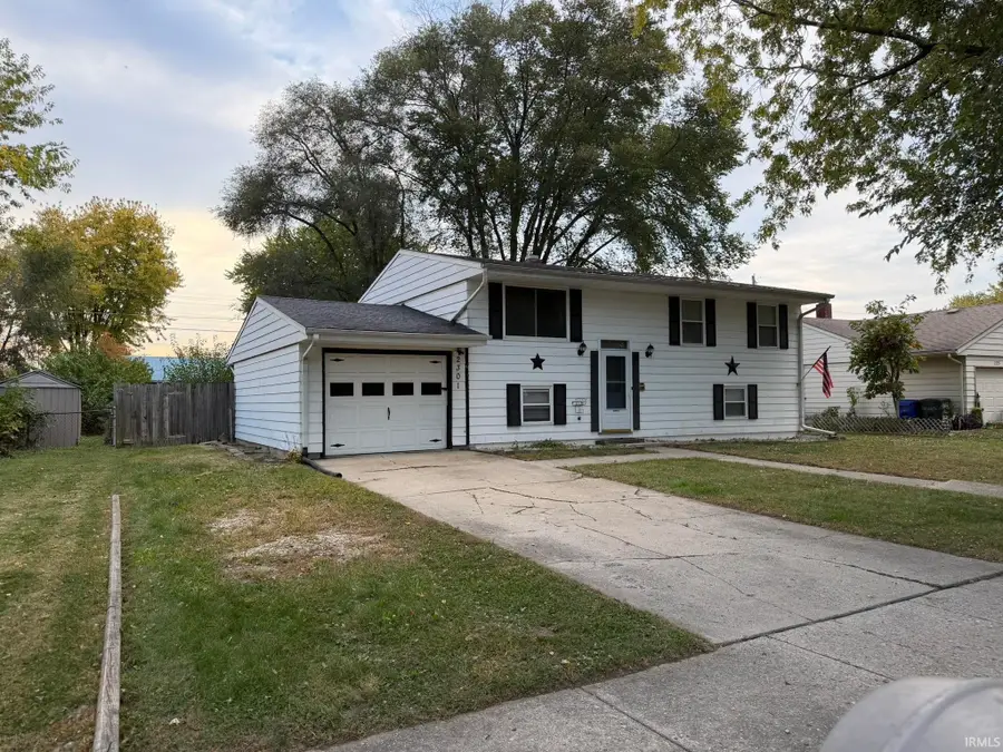 2301 Canterbury Drive, Kokomo, IN 46902 - #3