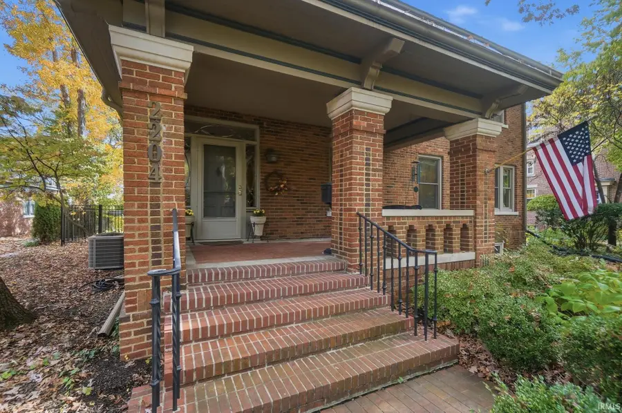2204 Forest Park Boulevard, Fort Wayne, IN 46805 - #3