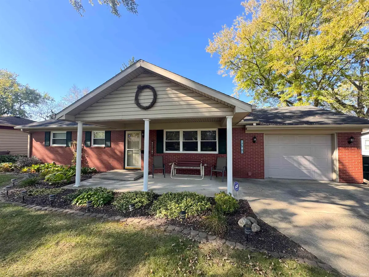 3701 N Linden Street, Muncie, IN 47304 - #1
