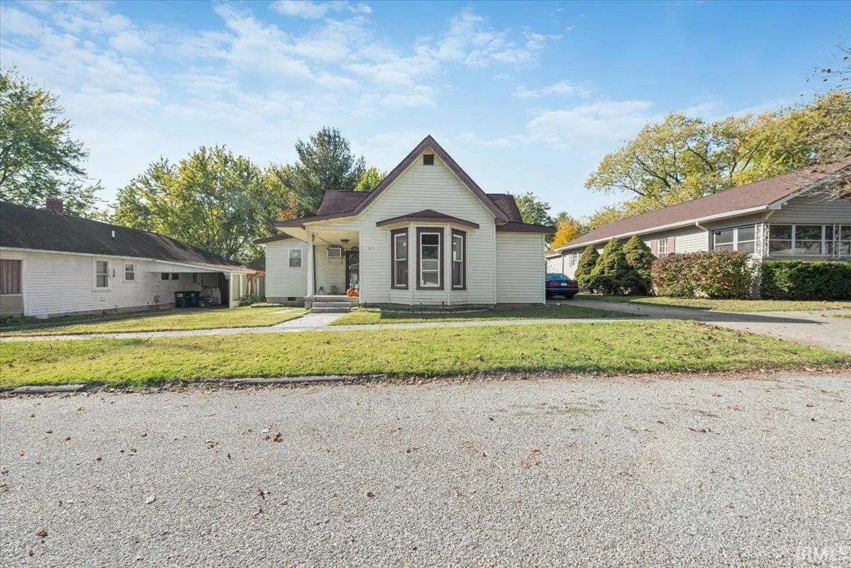 615 S Street, Bedford, IN 47421 - #1