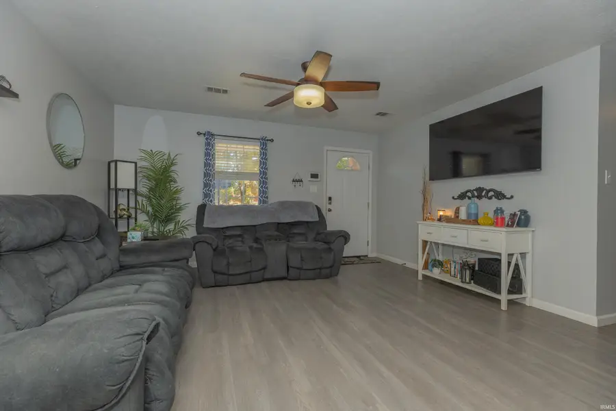 6513 Bayard Park Drive, Evansville, IN 47715 - #3