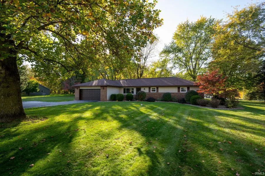 2034 S Mosher Road, Columbia City, IN 46725 - #2