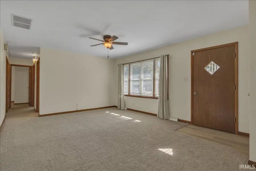 909 E Sherman Street, Mount Vernon, IN 47620 - #2