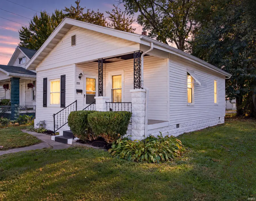 725 E Oregon Road, Evansville, IN 47711 - #2