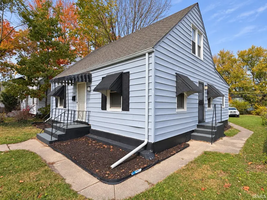 905 Mckinnie Avenue, Fort Wayne, IN 46806 - #2