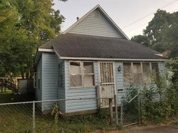 517 E 7th Street, Anderson, IN 46012