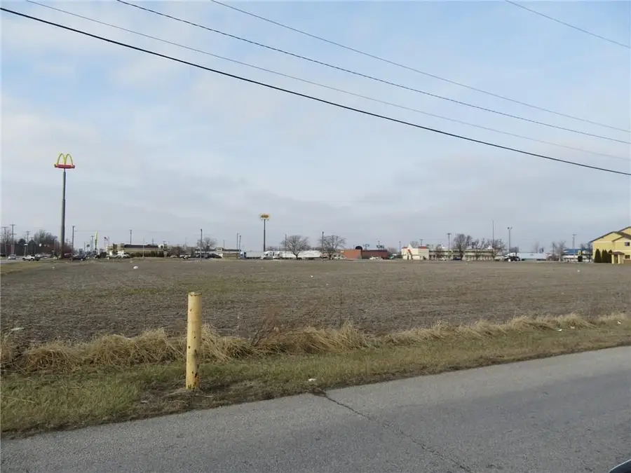 00 Corey Boulevard, Crawfordsville, IN 47933 - #3