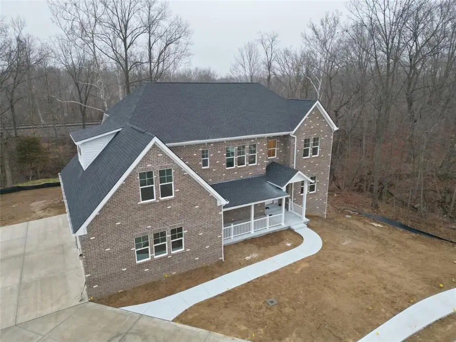 372 Foxboro Drive, Avon, IN 46123 - Image #2